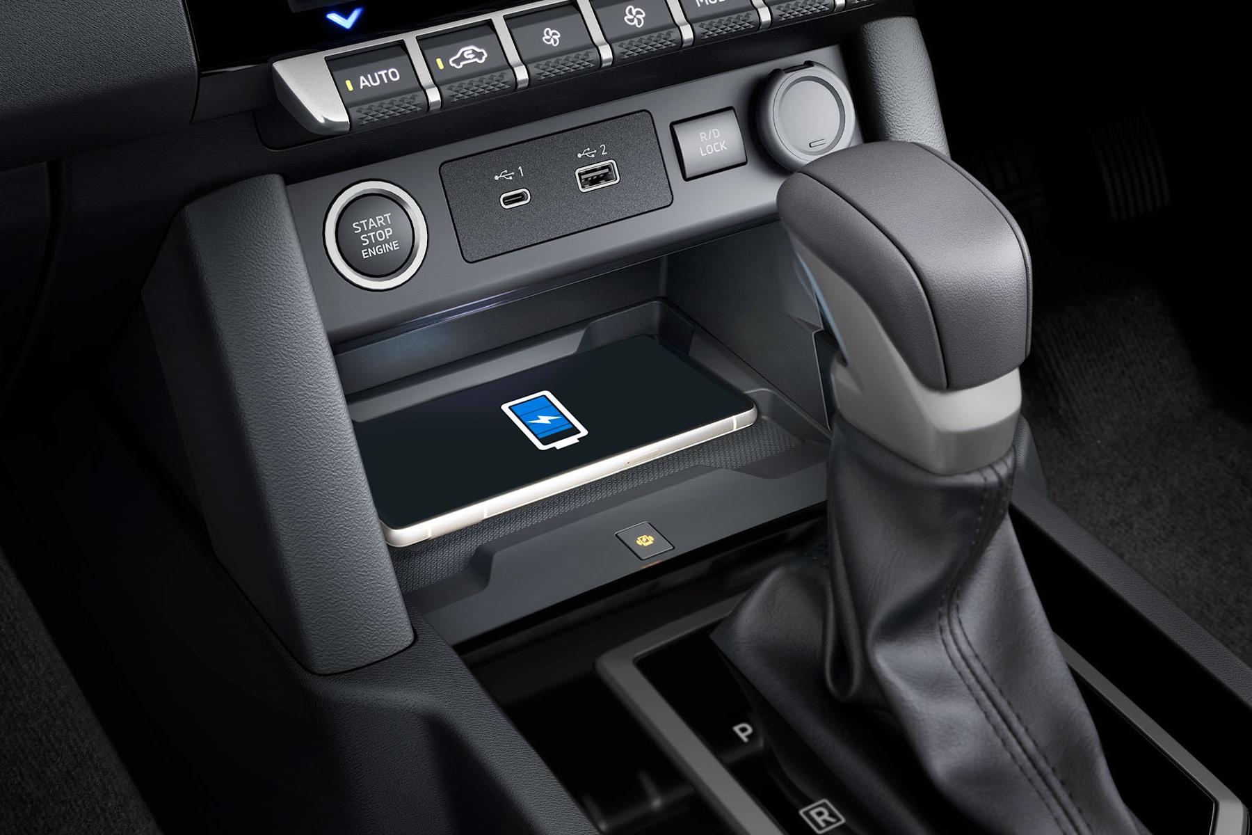 Hộc để điện thoại tích hợp sạc không dây